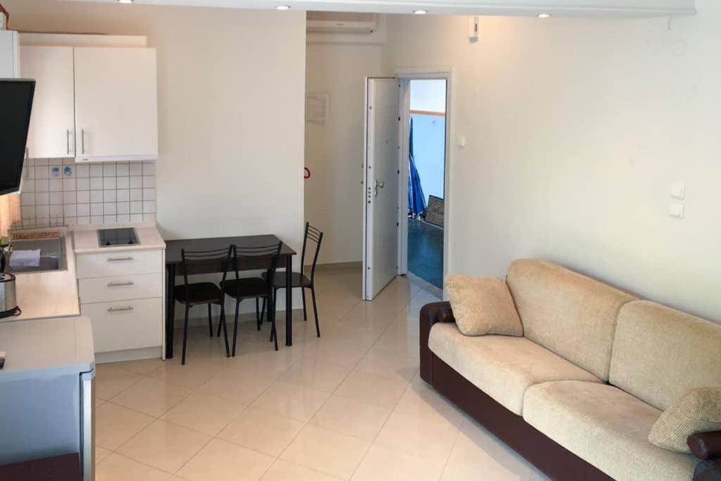 Cozy Studio Near The Beach 1Stfloor Nea Iraklitsa Εξωτερικό φωτογραφία